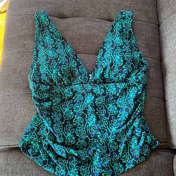 New with tags J. Crew Blue and Green Patterned 2 piece Swimwear Top XL Bottom L - Picture 2 of 5